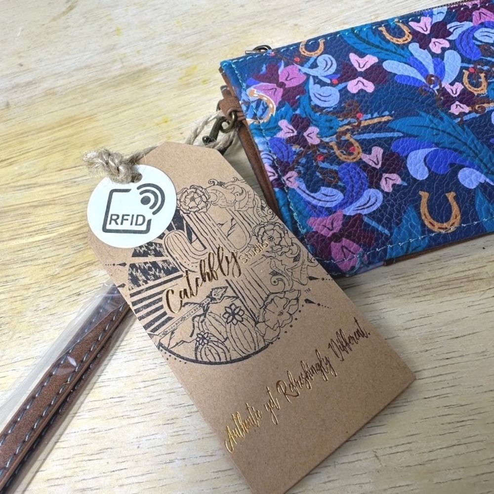Catchfly Studio Blue Floral Horseshoe RFID ID Case Wristlet Wallet 23018625WMUL